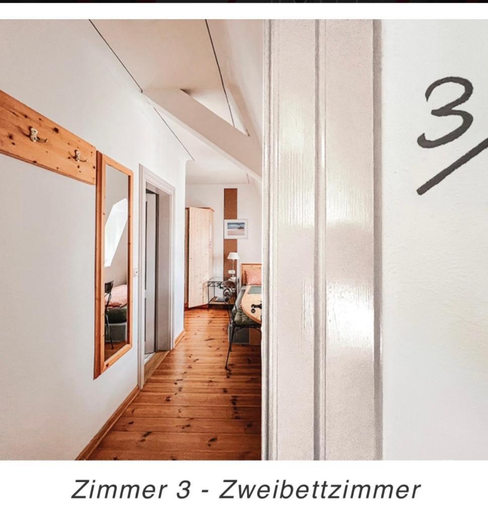 Hotel Weinstube Am Markt 게롤즈호펜 외부 사진
