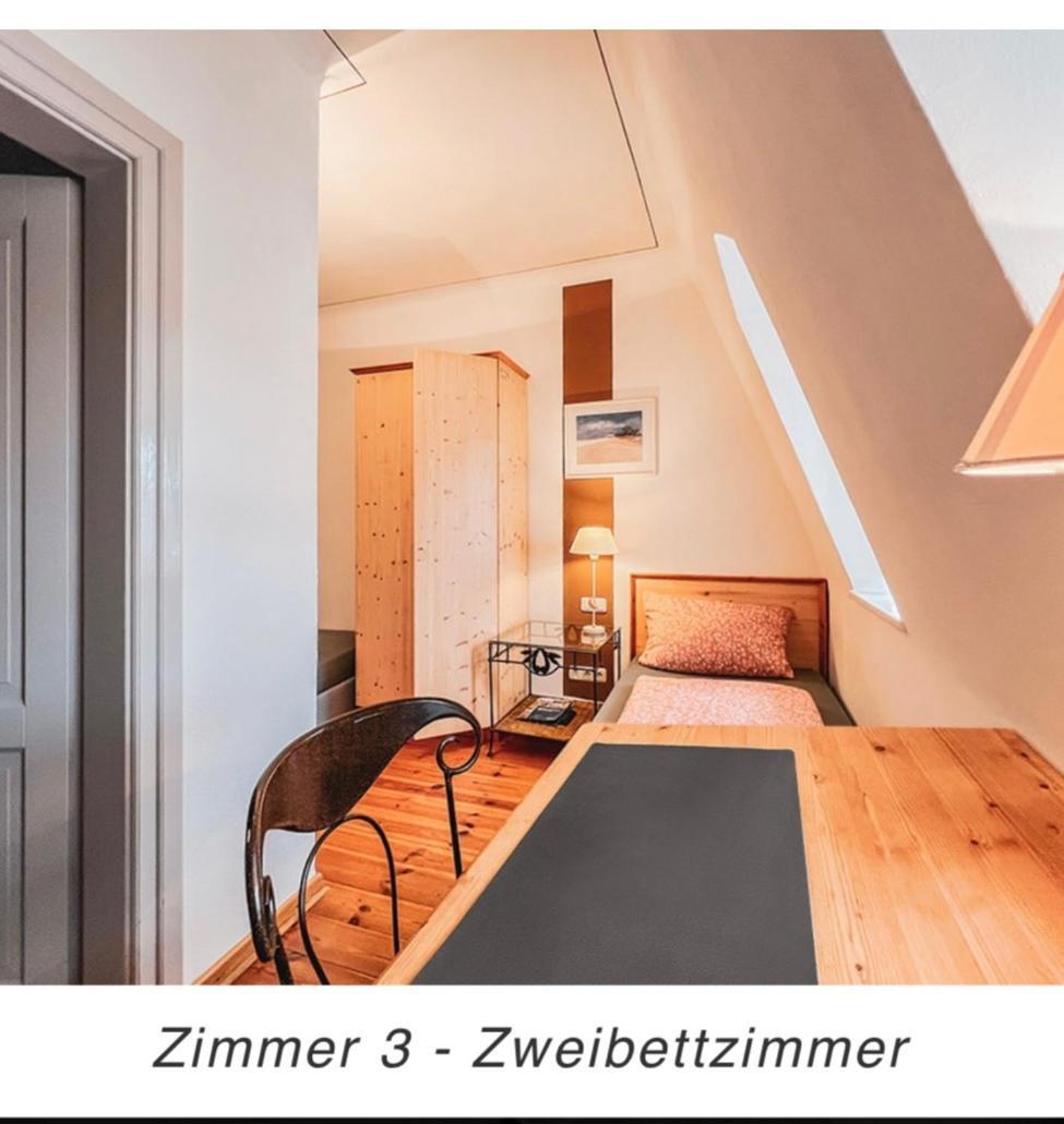 Hotel Weinstube Am Markt 게롤즈호펜 외부 사진