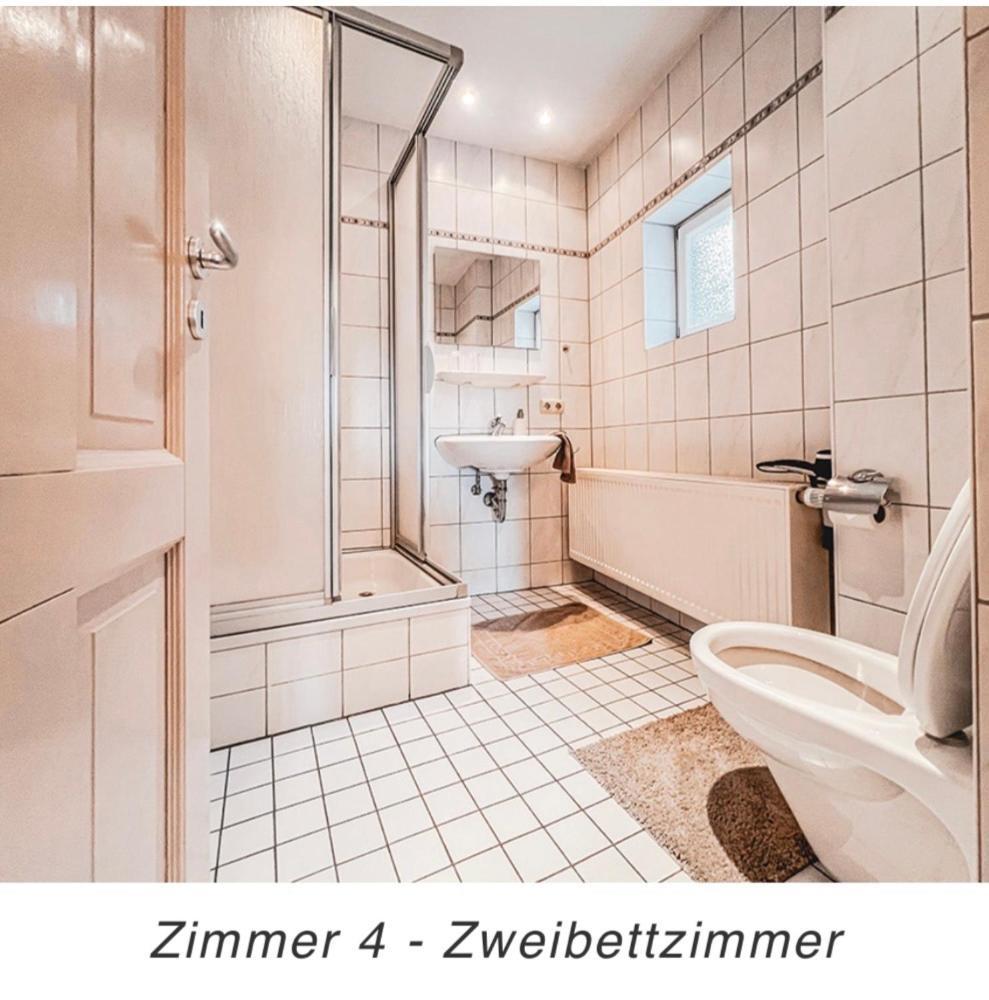 Hotel Weinstube Am Markt 게롤즈호펜 외부 사진